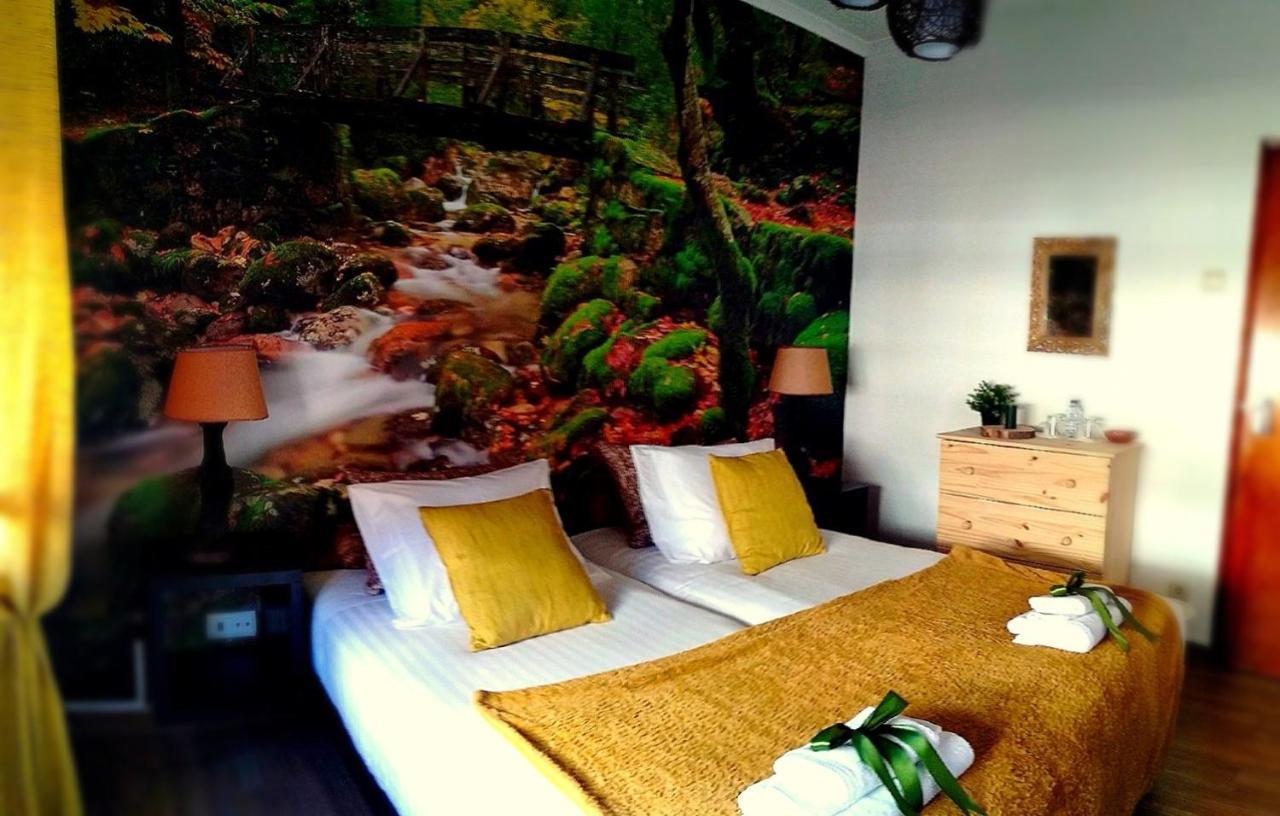 Tugaplace Bed & Breakfast Montijo Exterior photo